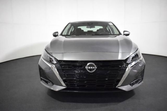 Certified 2023 Nissan Altima 2.5 SV image 2
