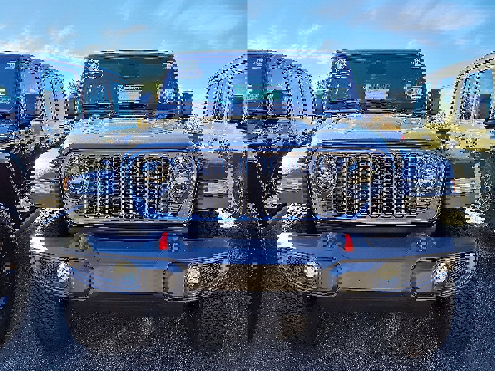 New 2026 Jeep Wrangler Unlimited Rubicon w/ Technology Group image 2