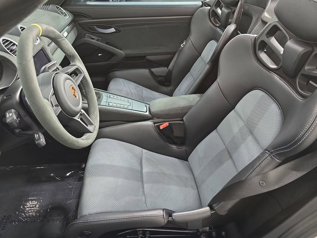 Certified 2025 Porsche 718 Boxster Spyder RS RWD image 5
