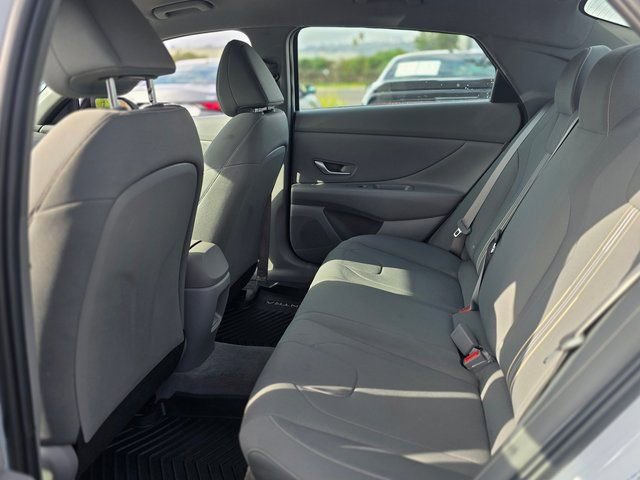Certified 2025 Hyundai Elantra Sport image 13
