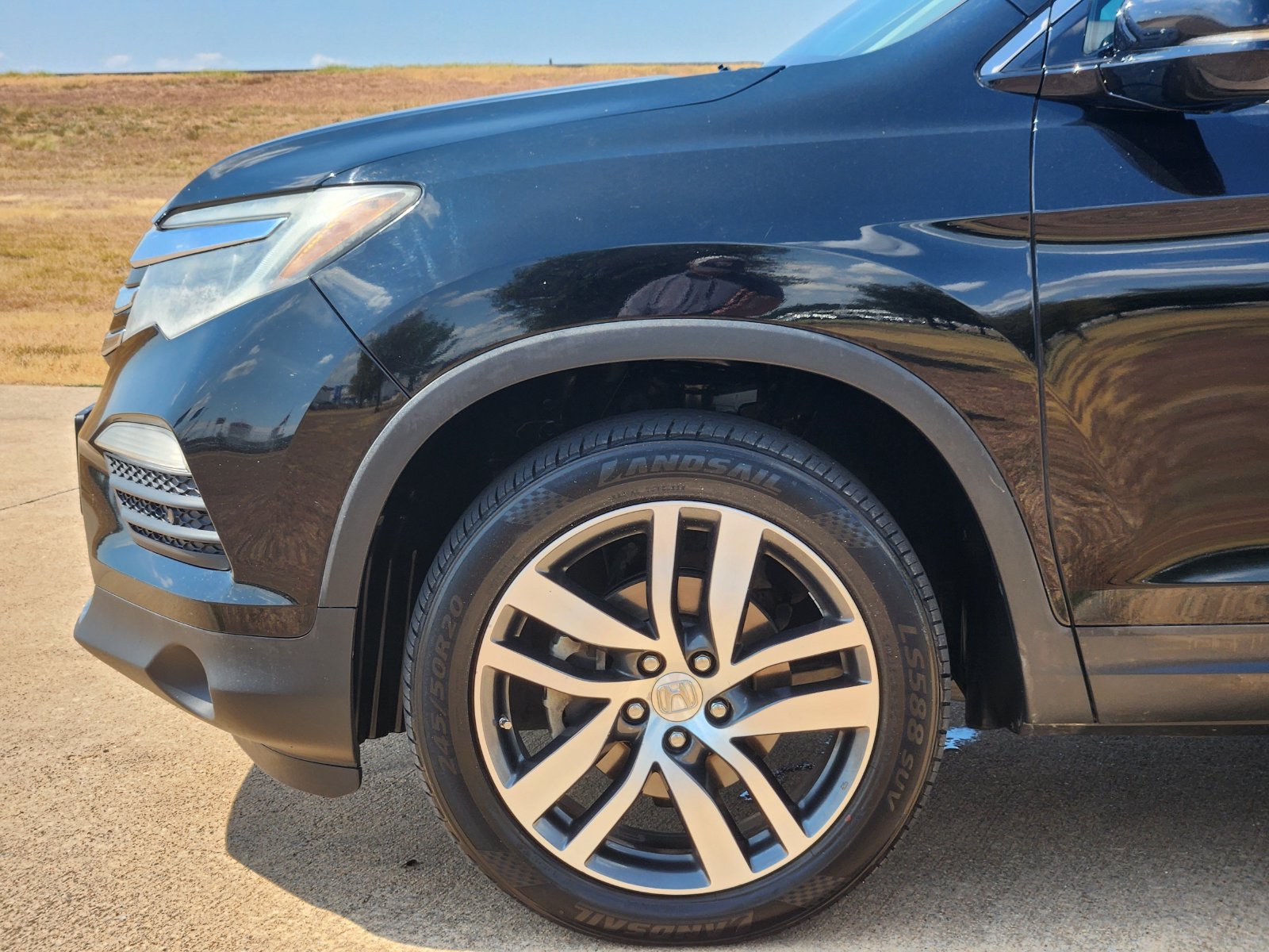 Used 2017 Honda Pilot Elite image 13