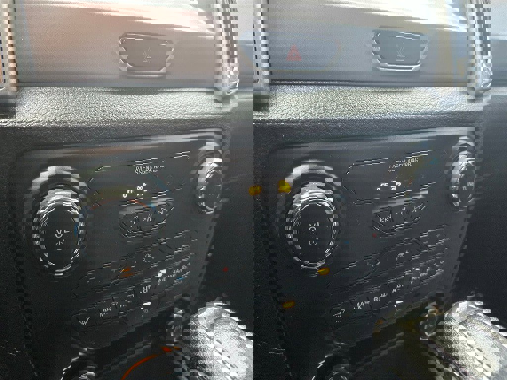 Used 2020 Ford Ranger XLT w/ Equipment Group 301A Mid image 15