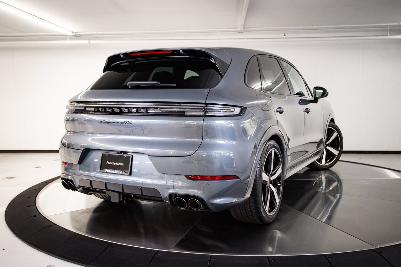 New 2026 Porsche Cayenne GTS AWD/4WD image 7