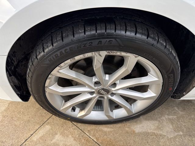 Used 2019 Audi A4 2.0T Premium Plus w/ Premium Plus Package image 11