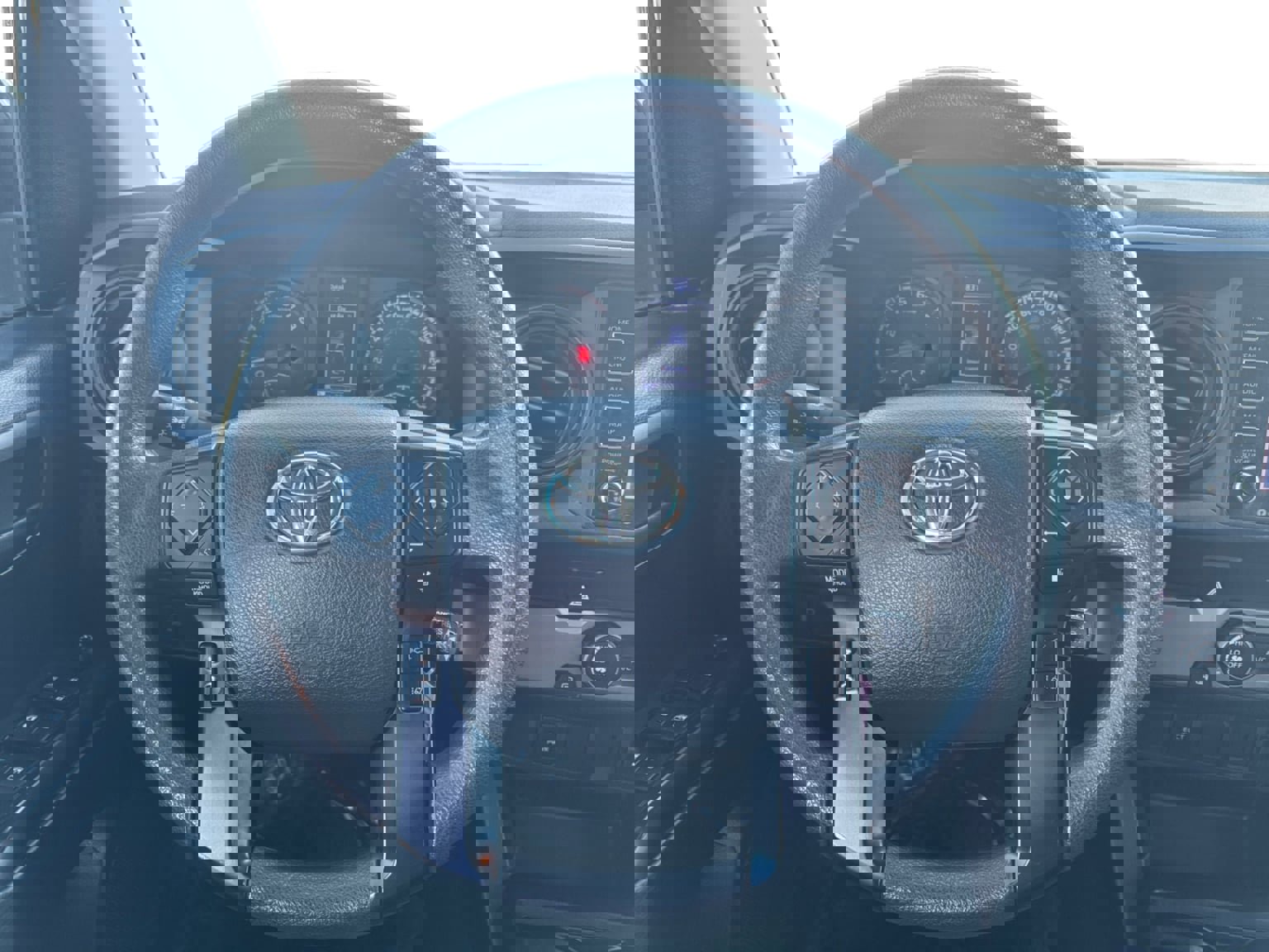 Used 2020 Toyota Tacoma SR w/ SR Convenience Package image 13