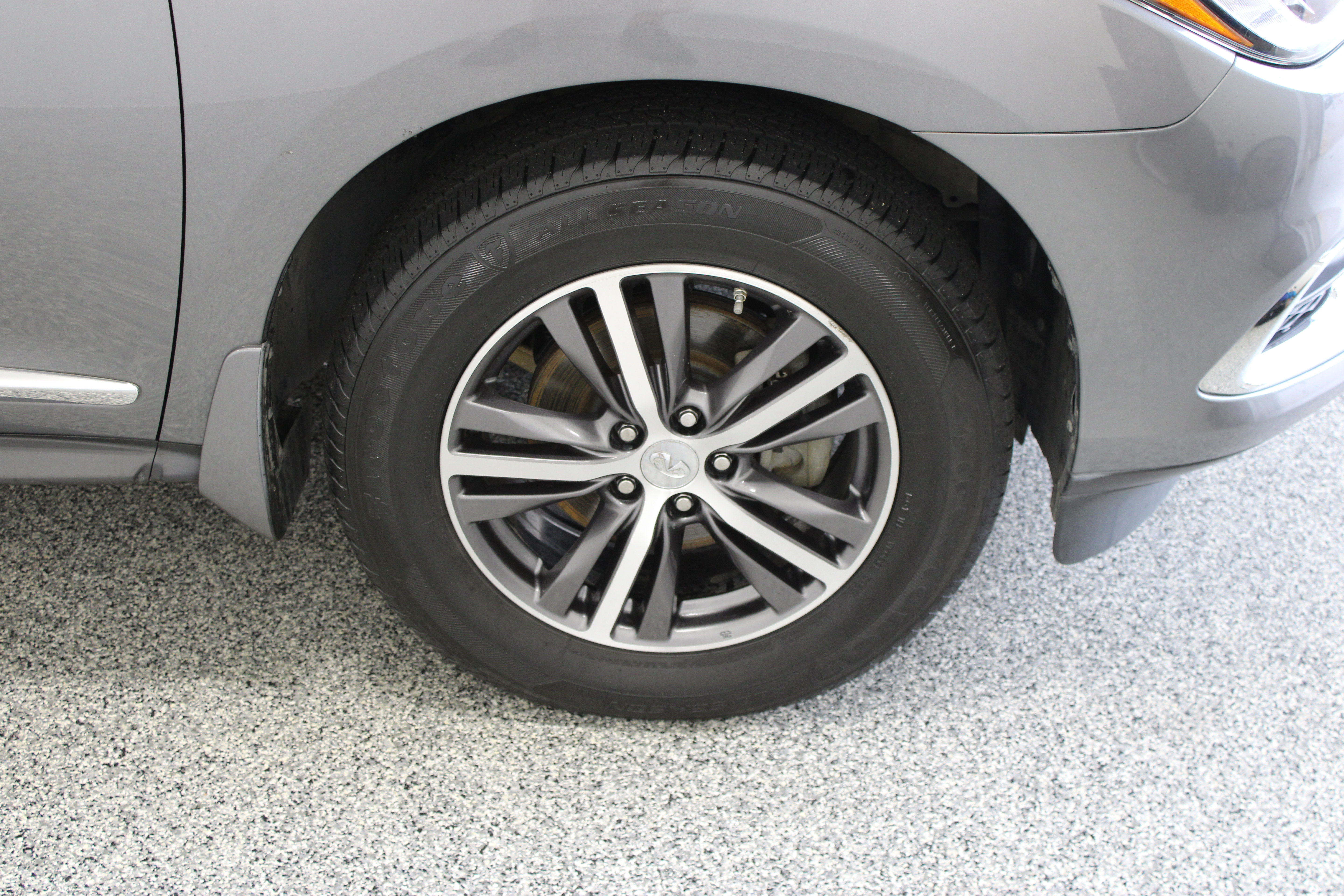 Used 2019 INFINITI QX60 Pure AWD/4WD image 5