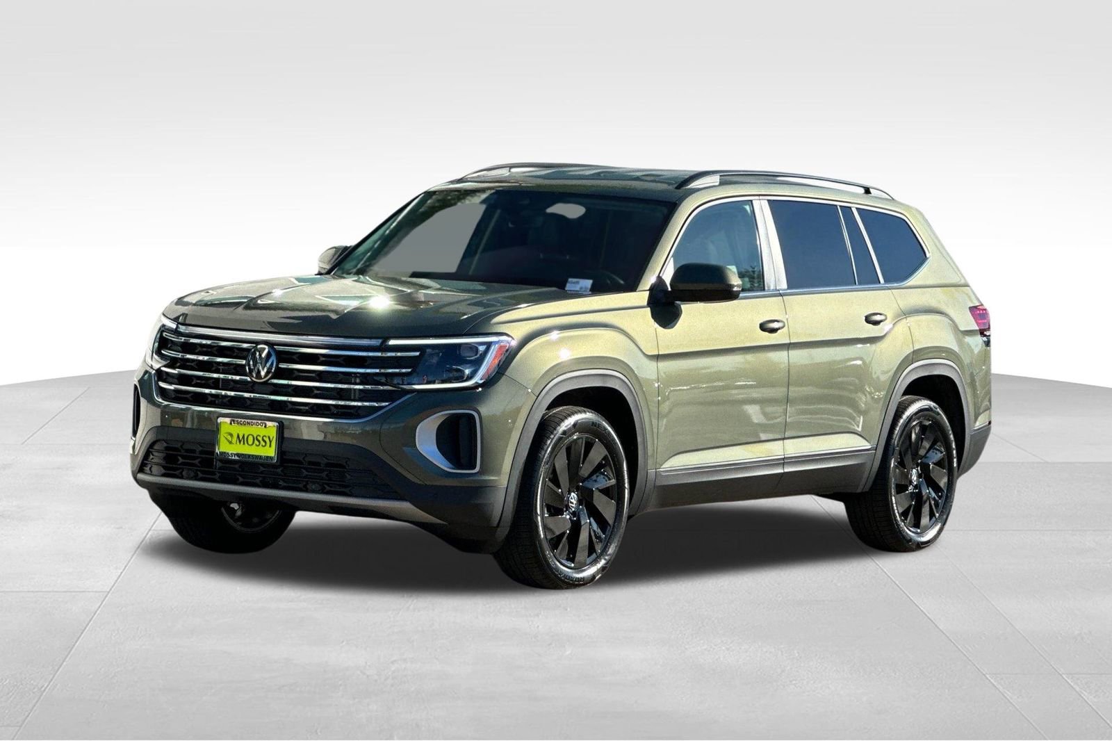 New 2026 Volkswagen Atlas SE image 1