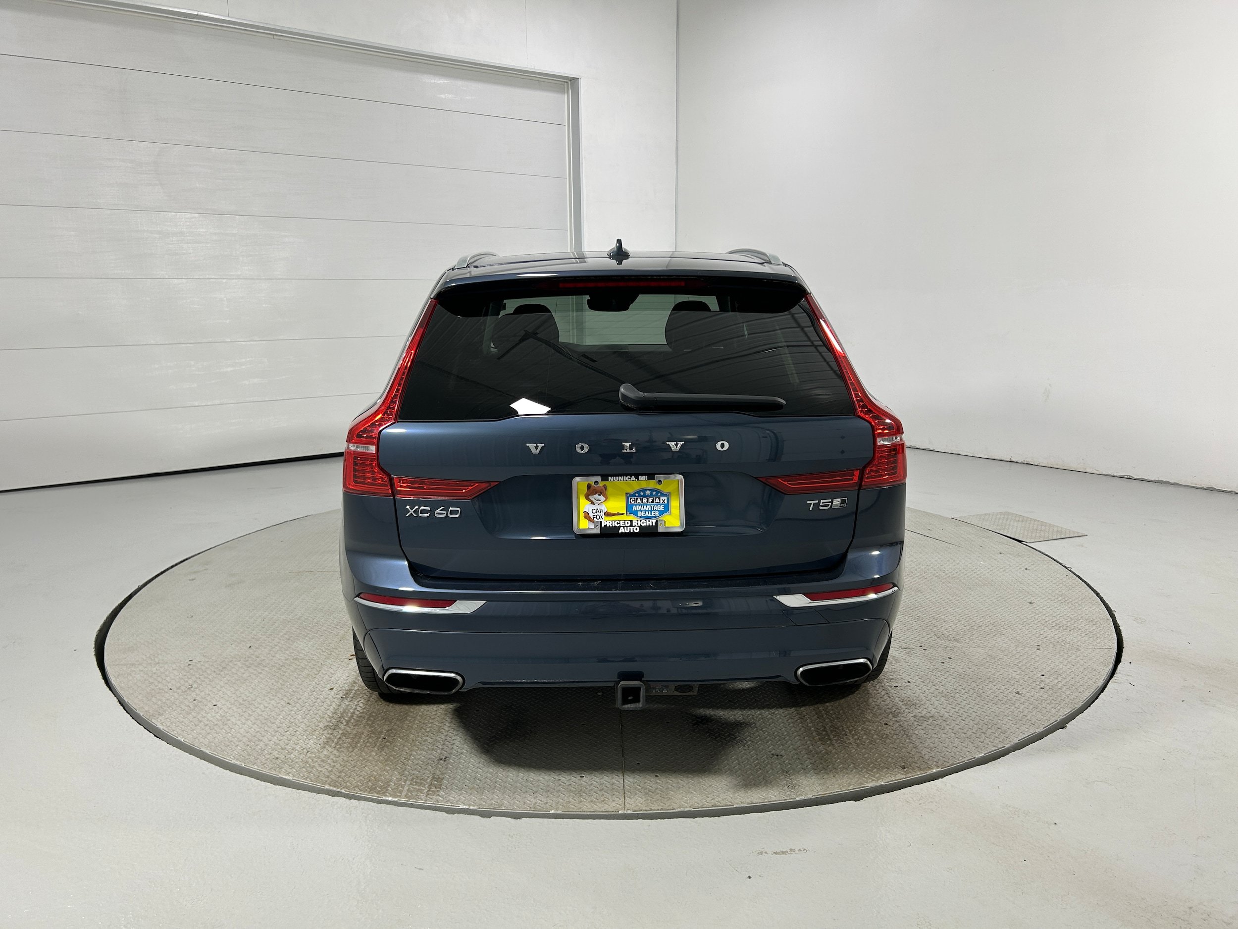 Used 2018 Volvo XC60 T5 Inscription AWD/4WD image 32