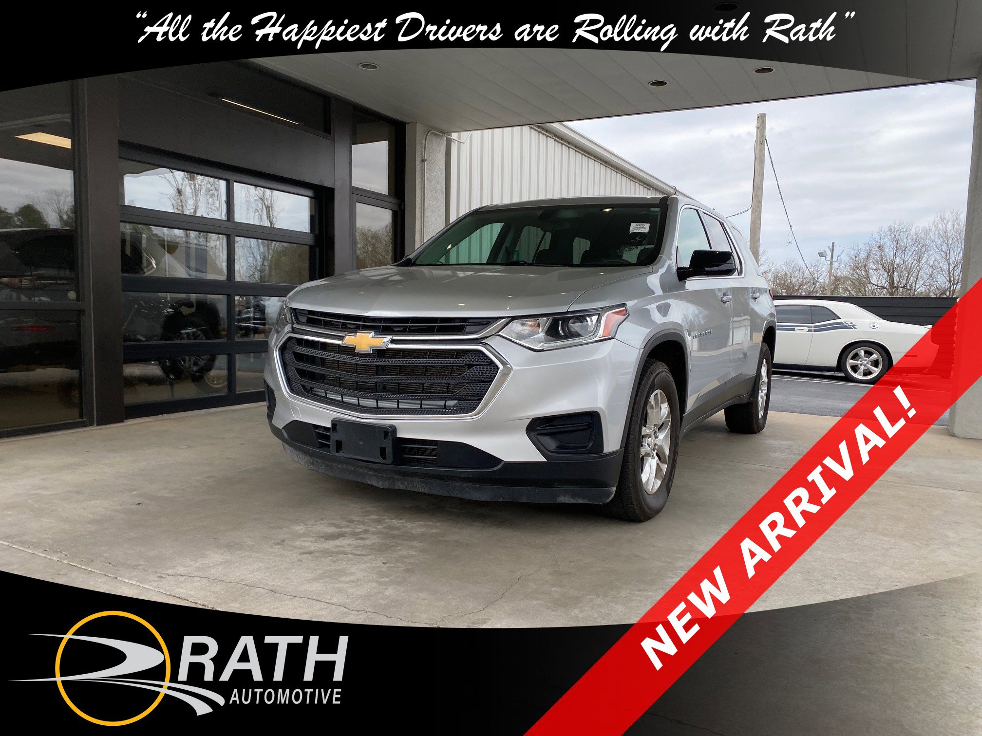 Used 2020 Chevrolet Traverse LS image 1