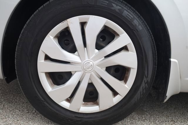 Used 2021 Nissan Versa S FWD image 6