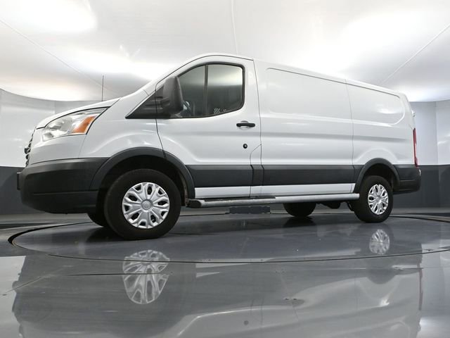 Used 2016 Ford Transit 250 130 Low Roof w/ Exterior Upgrade Package RWD image 41