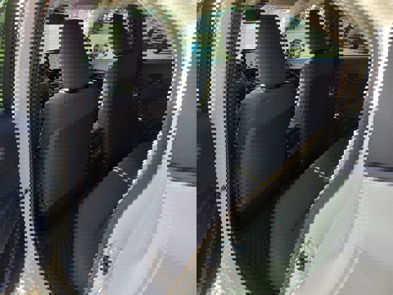 New 2026 Toyota Corolla LE image 9