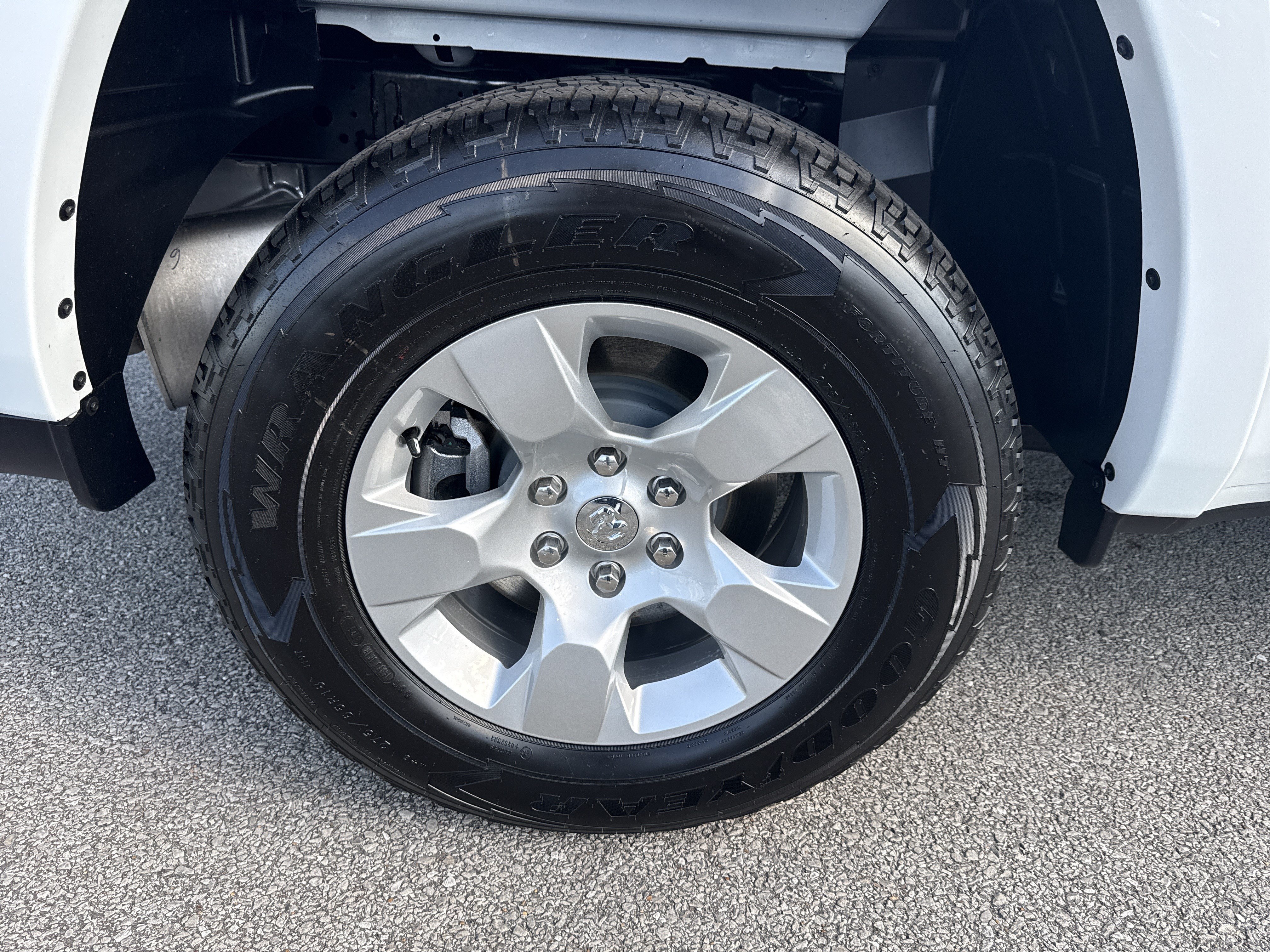 New 2026 RAM 1500 Big Horn AWD/4WD image 18