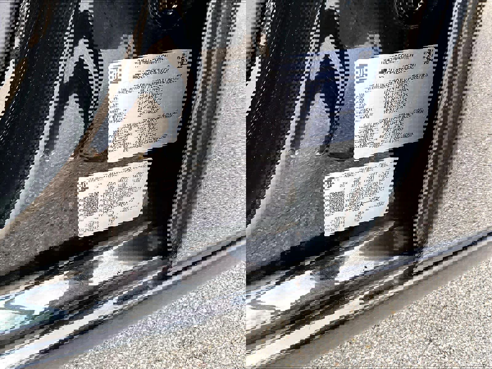 Used 2023 Chevrolet Silverado 1500 LT AWD/4WD image 35