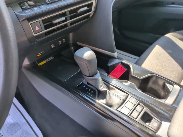 Used 2025 Toyota Camry LE FWD image 19