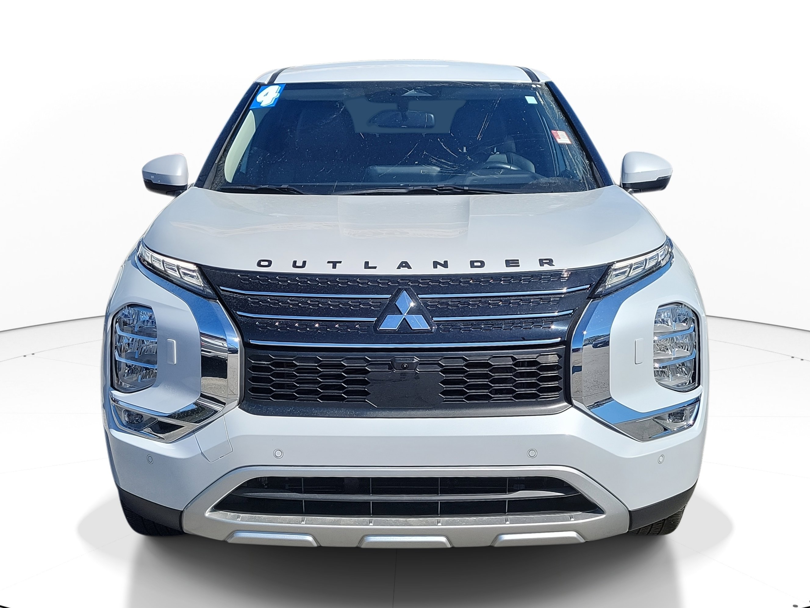 Used 2024 Mitsubishi Outlander SE Black Edition image 2