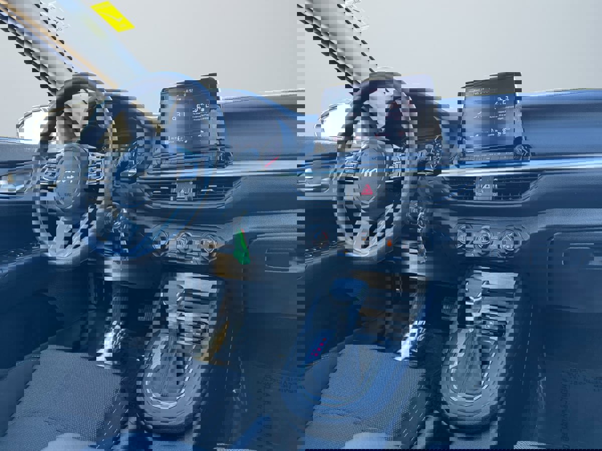 Used 2022 Kia Forte LXS w/ LXS Technology Package image 14