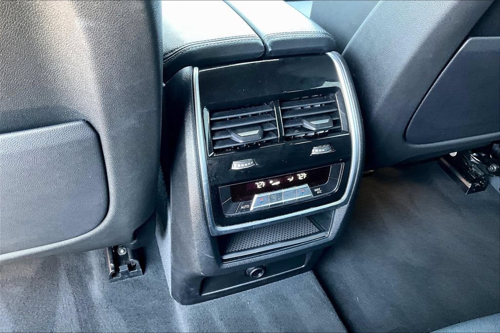 Used 2020 BMW X5 sDrive40i w/ Premium Package RWD image 9