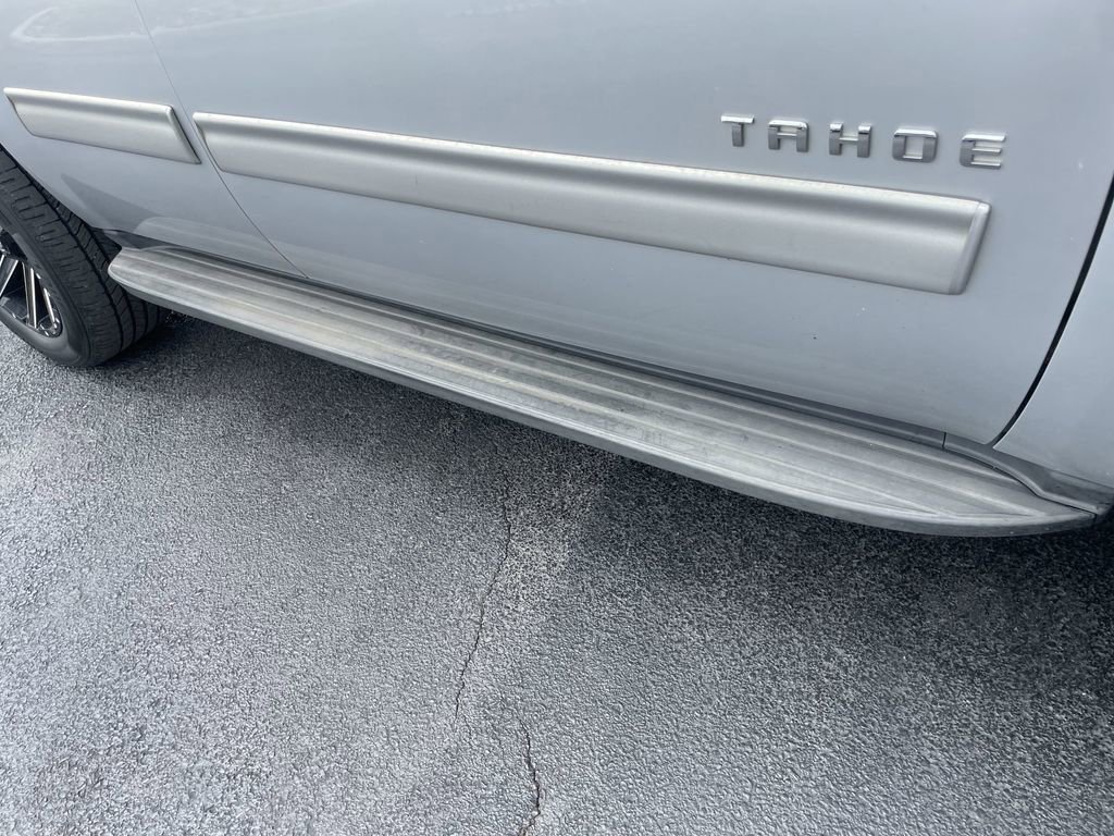 Used 2013 Chevrolet Tahoe LT AWD/4WD image 37