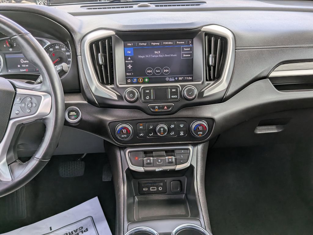 Used 2024 GMC Terrain SLT FWD image 17