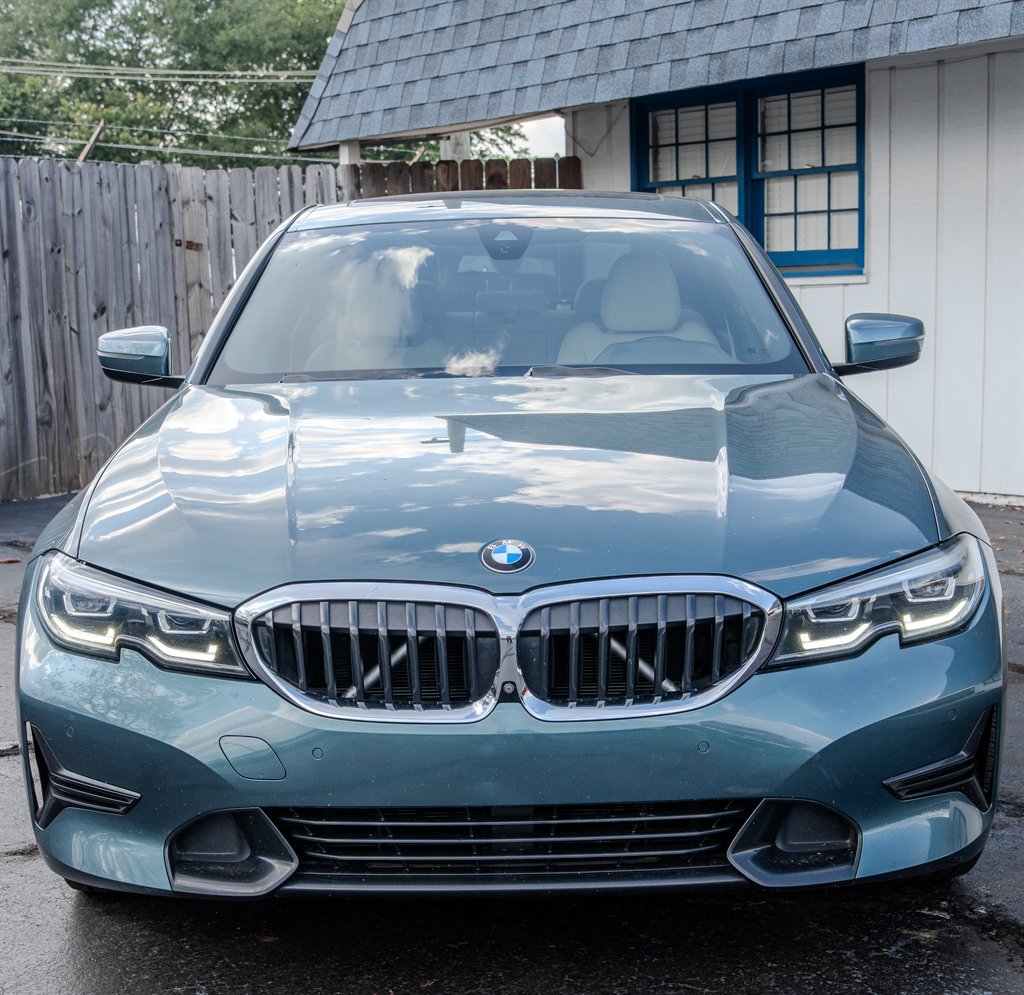 Used 2021 BMW 330i Sedan w/ Parking Assistance Package image 8