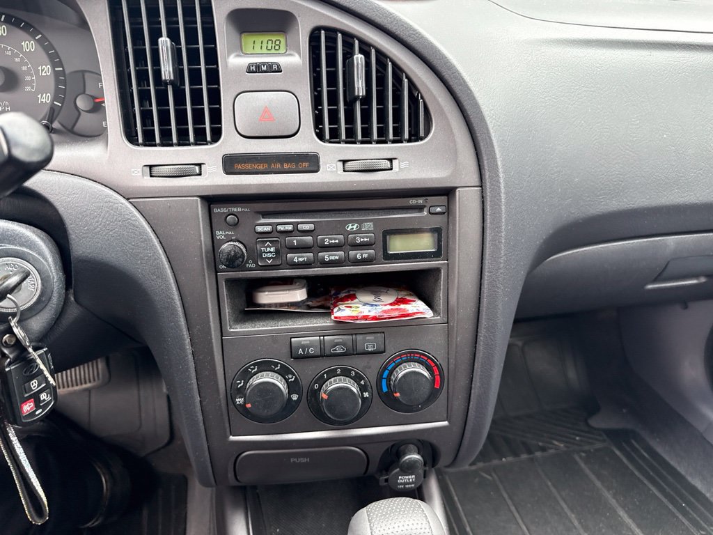 Used 2006 Hyundai Elantra GLS FWD image 13