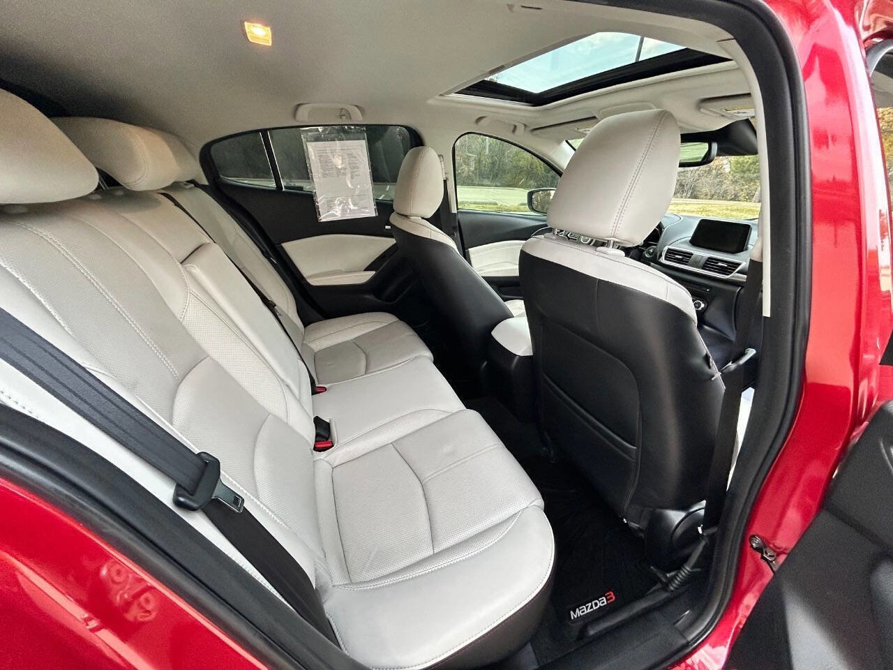 Used 2017 MAZDA MAZDA3 Grand Touring image 15