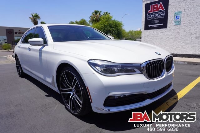 Used 2018 BMW 750i RWD image 69