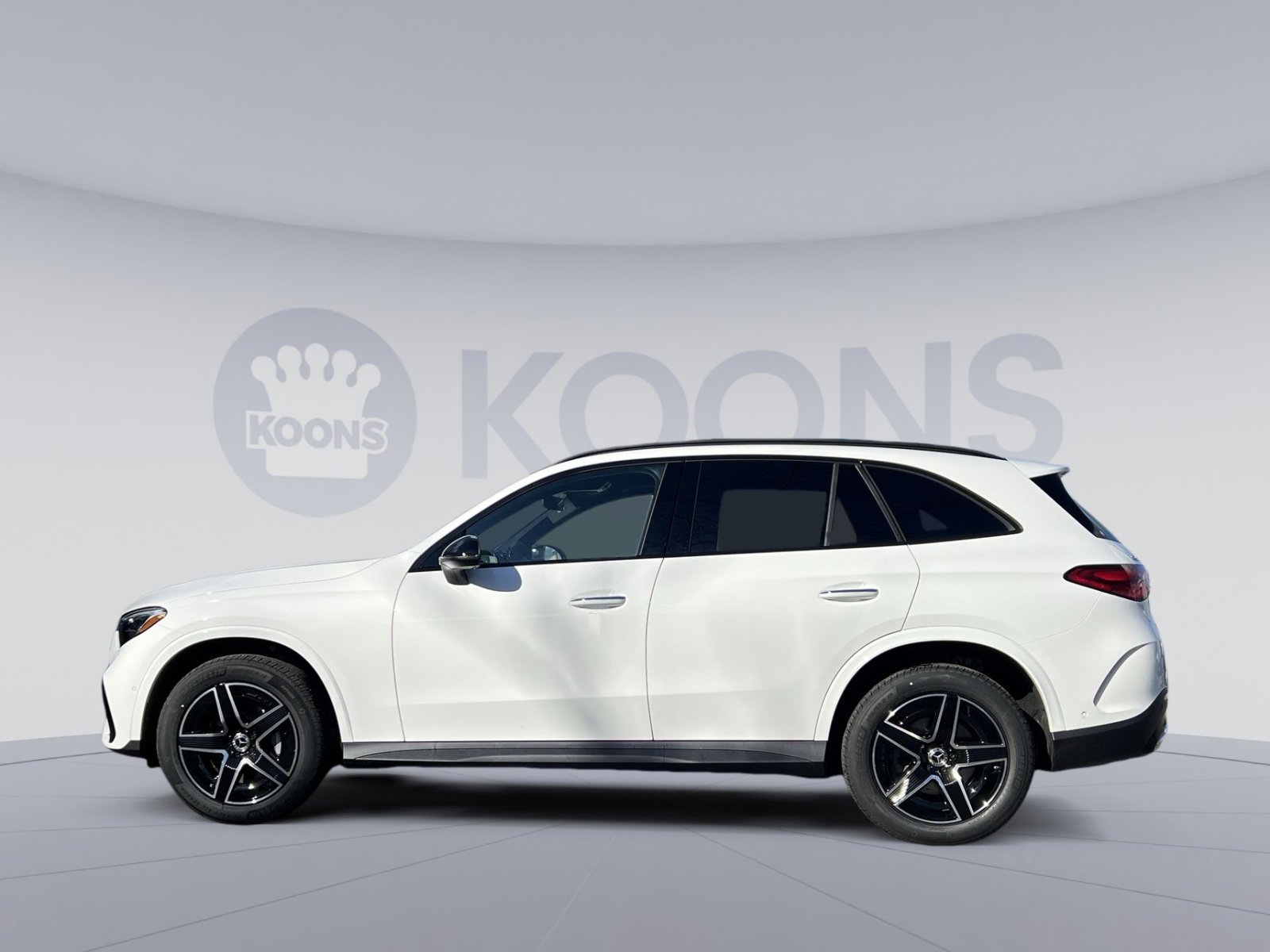 New 2026 Mercedes-Benz GLC 300 4MATIC image 2