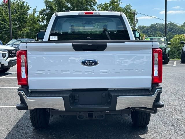 New 2026 Ford F250 XL w/ XL Chrome Package AWD/4WD image 5