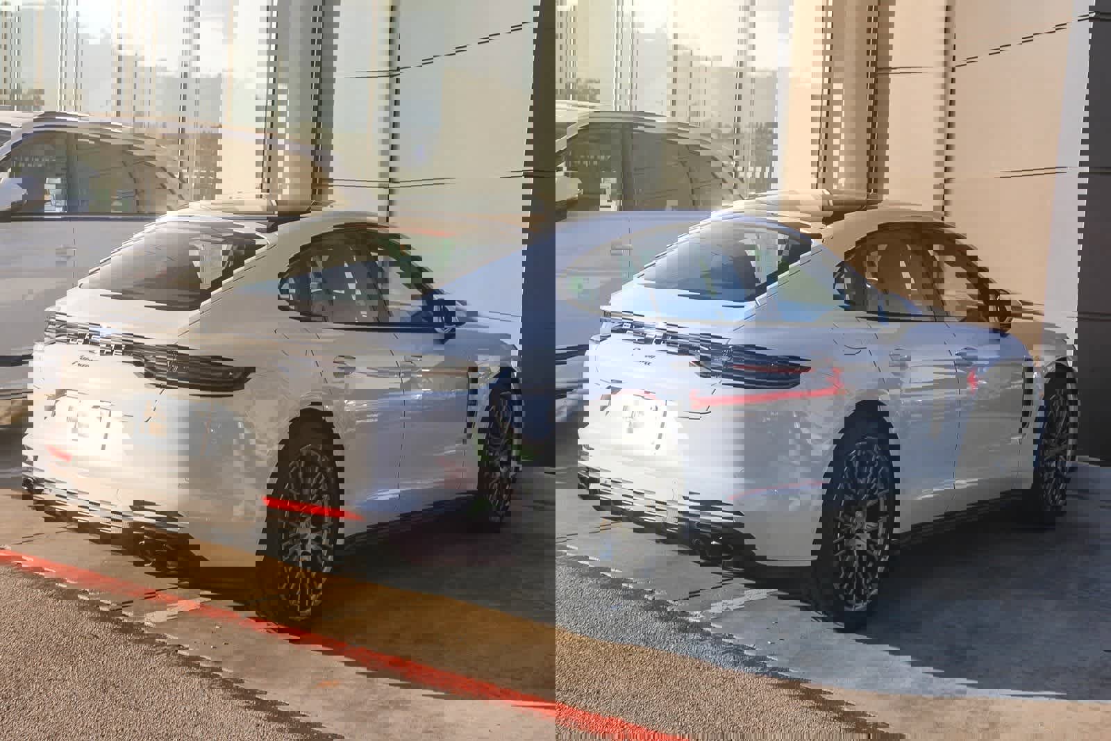 Used 2023 Porsche Panamera Platinum Edition image 6