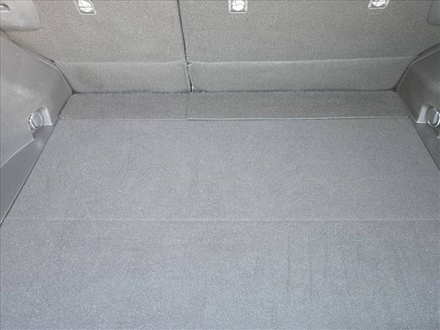 Used 2021 Toyota RAV4 LE FWD image 6
