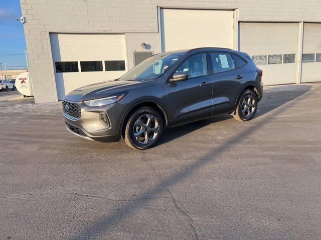 Used 2025 Ford Escape ST-Line Select image 18