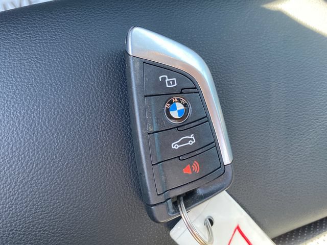 Used 2025 BMW X4 xDrive30i AWD/4WD image 26