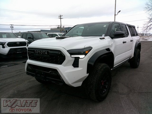 Used 2024 Toyota Tacoma TRD Pro image 8