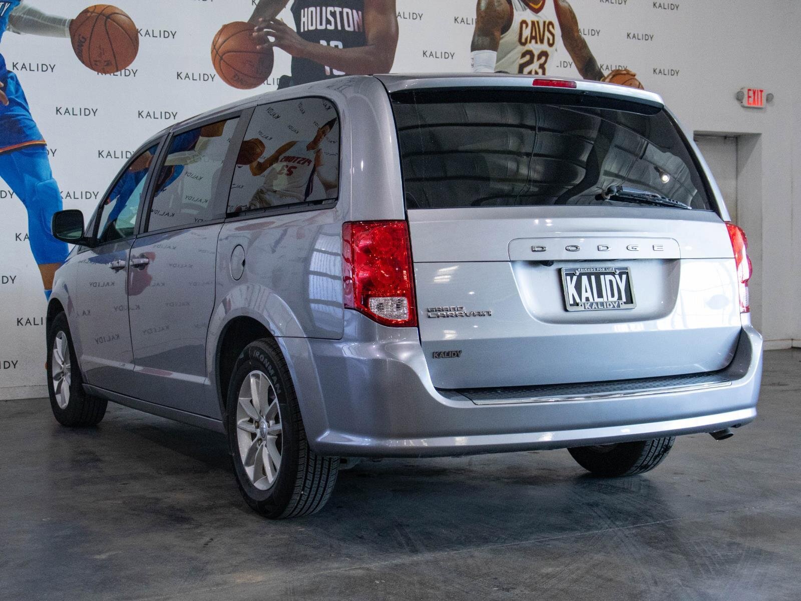 Used 2020 Dodge Grand Caravan SE image 21