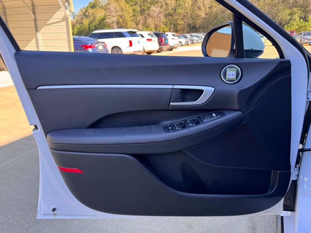New 2026 Hyundai Sonata SE FWD image 19