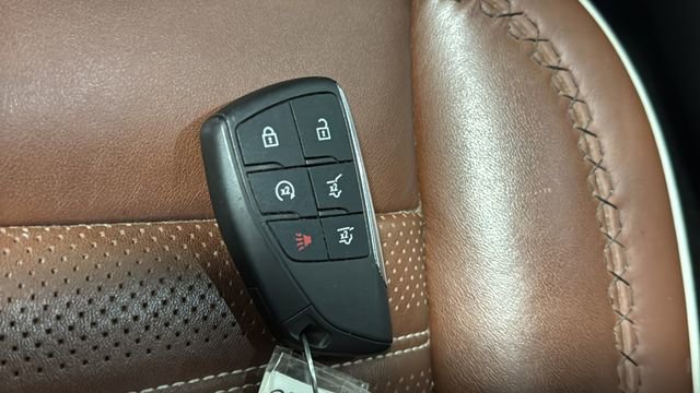Used 2023 GMC Yukon XL Denali Ultimate AWD/4WD image 20