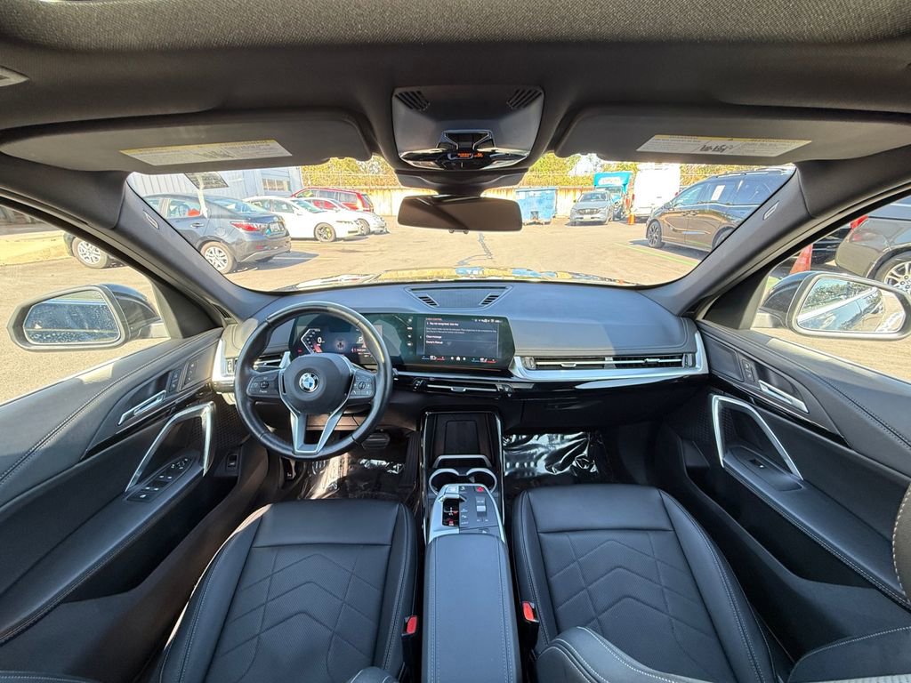 Used 2025 BMW X1 xDrive28i AWD/4WD image 21