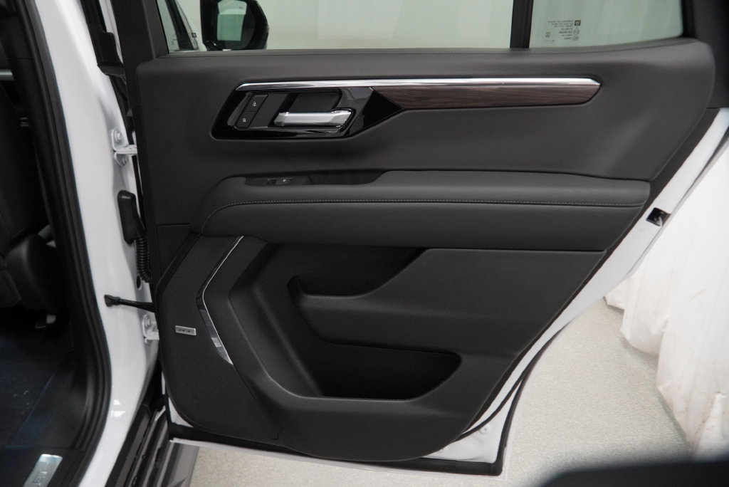 New 2027 Chevrolet Tahoe LT w/ Comfort Package AWD/4WD image 36