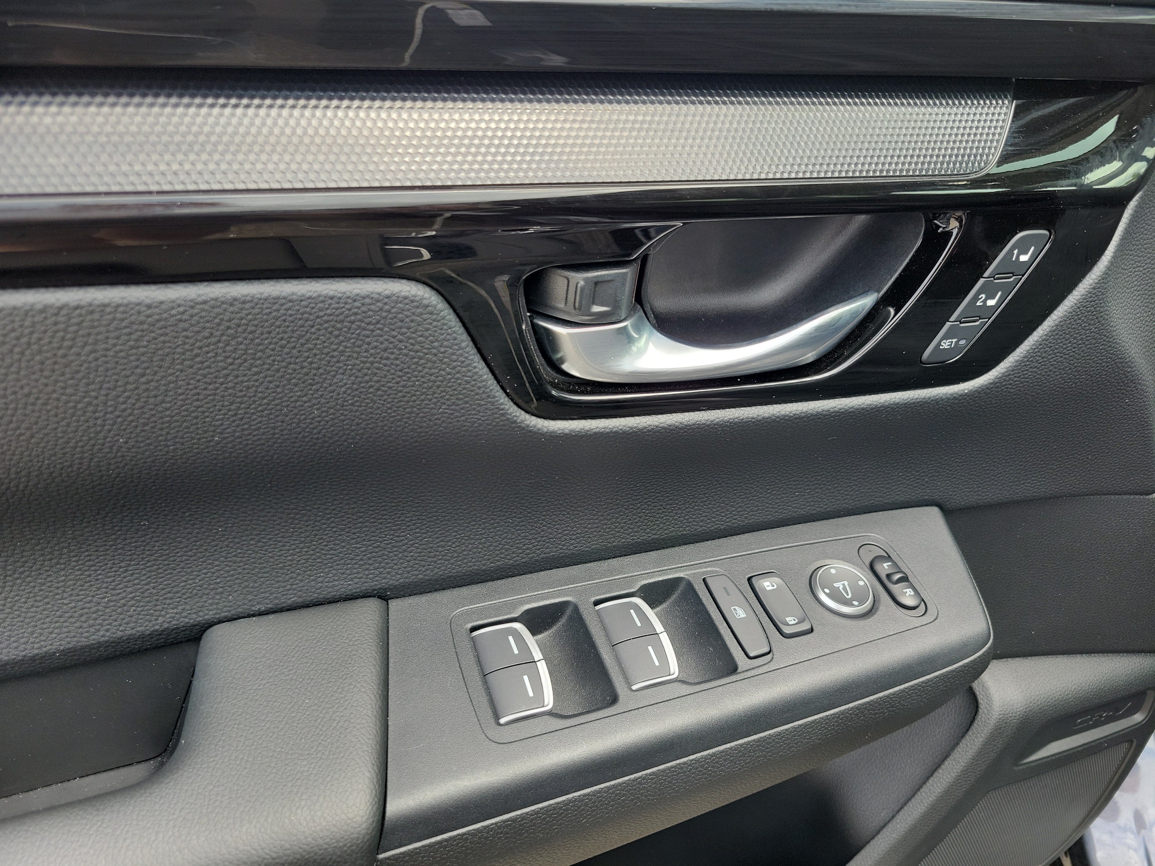 Used 2025 Honda CR-V EX-L image 23