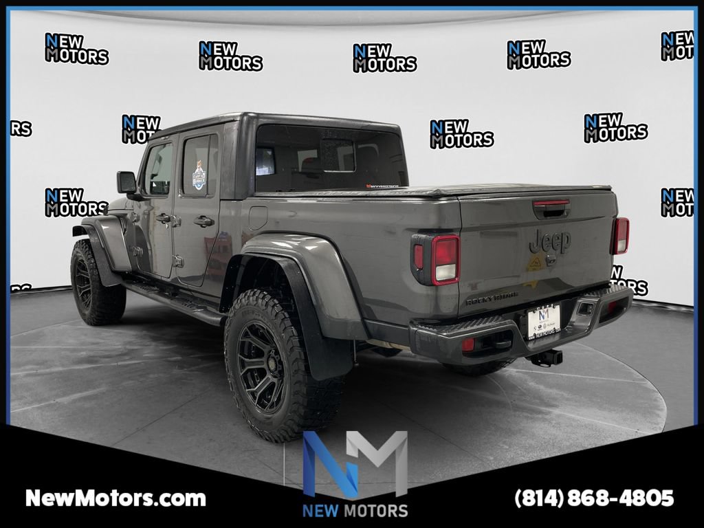 Used 2023 Jeep Gladiator Sport AWD/4WD image 2