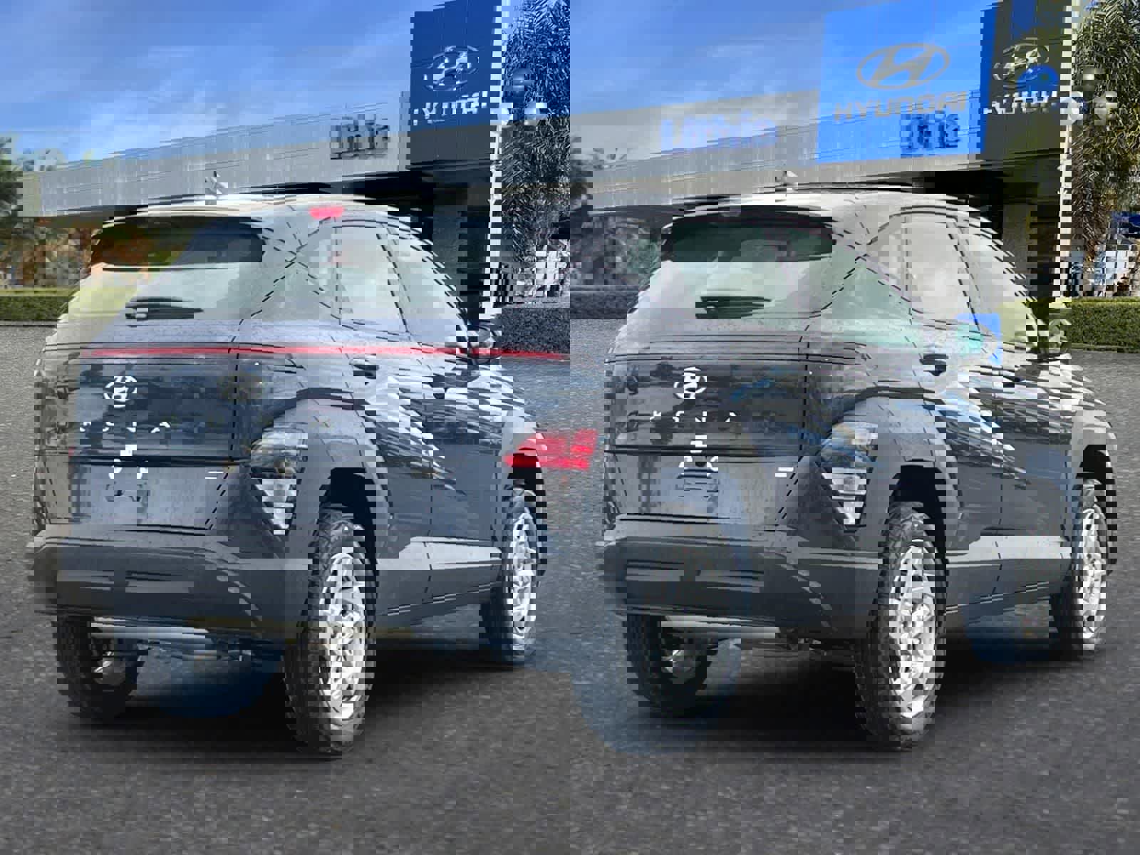 New 2026 Hyundai Kona SE AWD/4WD image 2