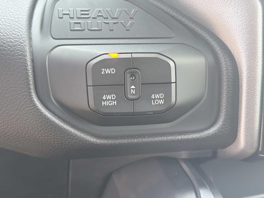 New 2026 RAM 2500 Big Horn AWD/4WD image 8