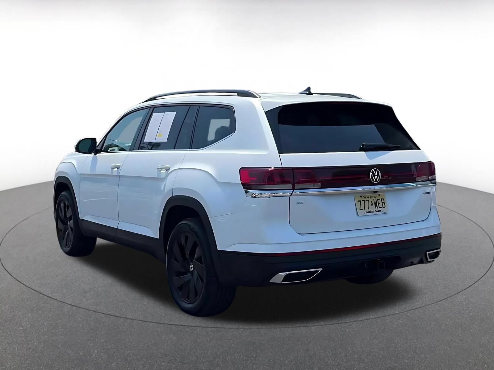 Used 2026 Volkswagen Atlas SE AWD/4WD image 8