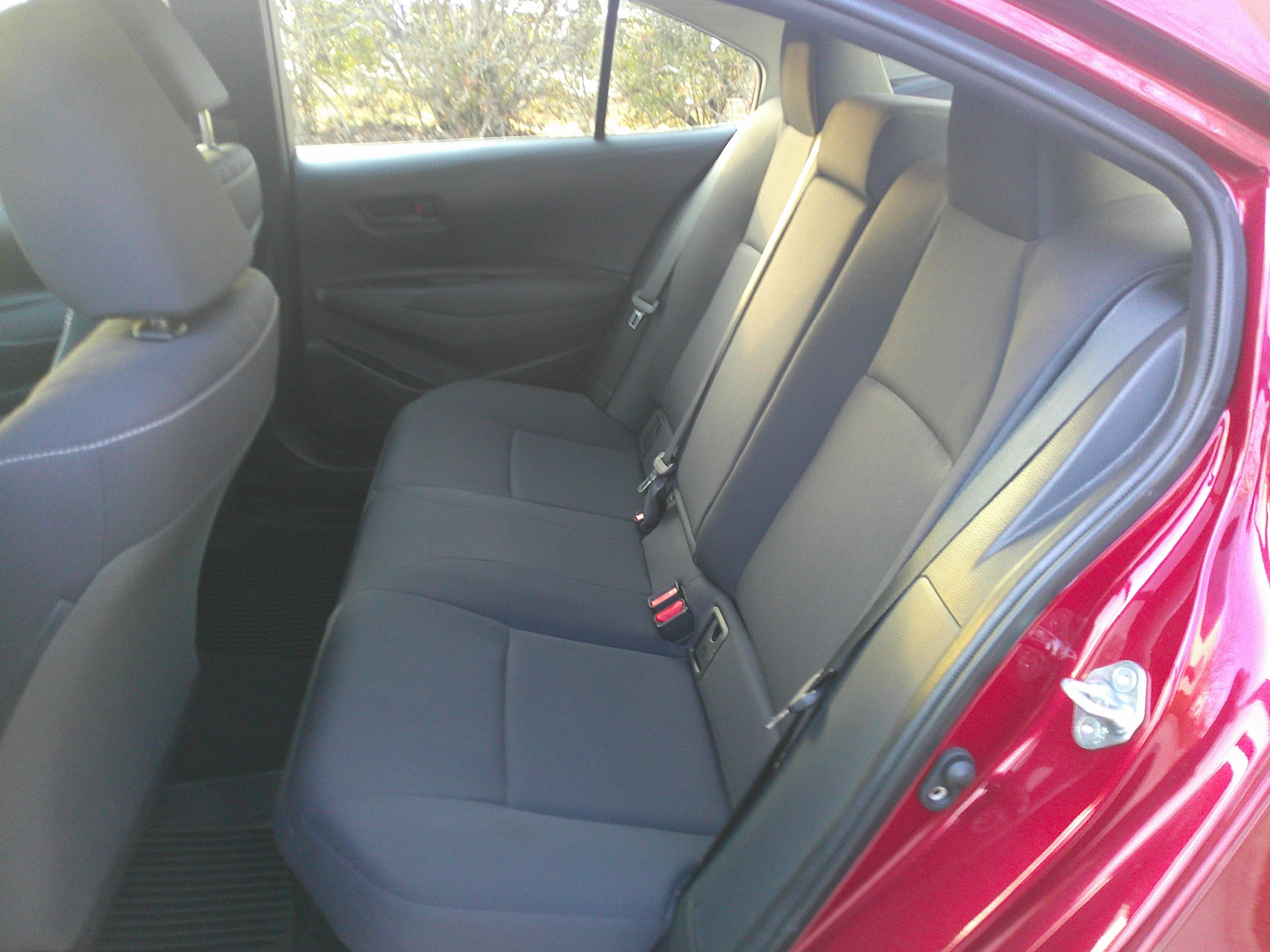 Used 2023 Toyota Corolla LE image 30