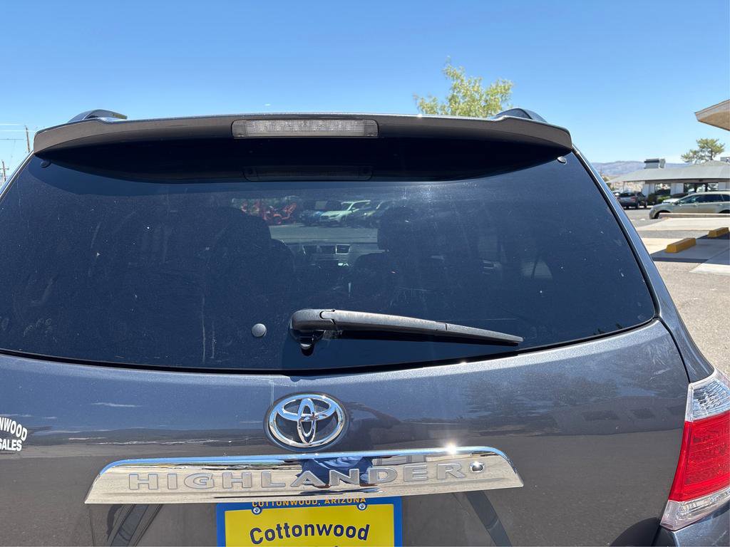 Used 2011 Toyota Highlander Limited w/ Tow Pkg AWD/4WD image 30