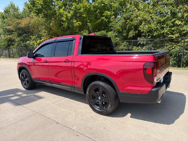 Used 2024 Honda Ridgeline Black Edition image 3