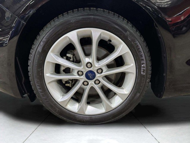 Used 2020 Ford Fusion SE image 46