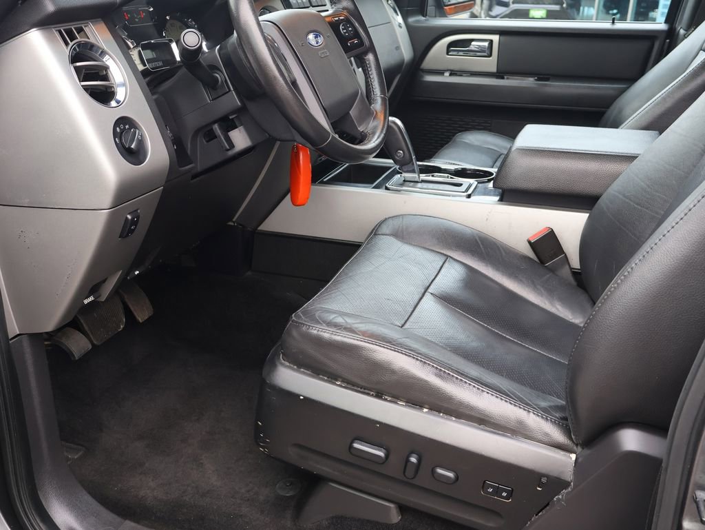 Used 2012 Ford Expedition Limited image 24
